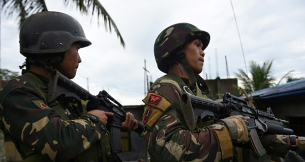 Philippines: 11 militaires tués dans une frappe de l'armée