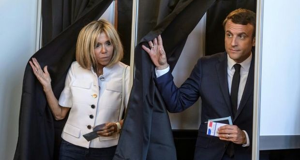Législatives: Macron vers une majorité pléthorique