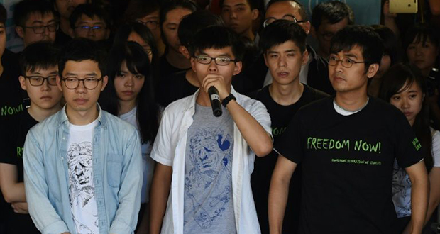 Les leaders de la «révolte des parapluies» de Hong Kong condamnés à des peines de prison