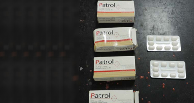 120 tablettes de Tramadol retrouvées dans sa valise, une femme arrêtée à l’aéroport