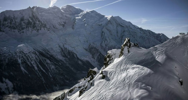 Mont Blanc: un alpiniste italien fait une chute mortelle de 150 mètres