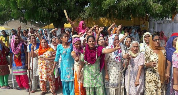 Inde: quatre morts dans des manifestations après la condamnation d'un gourou pour viol