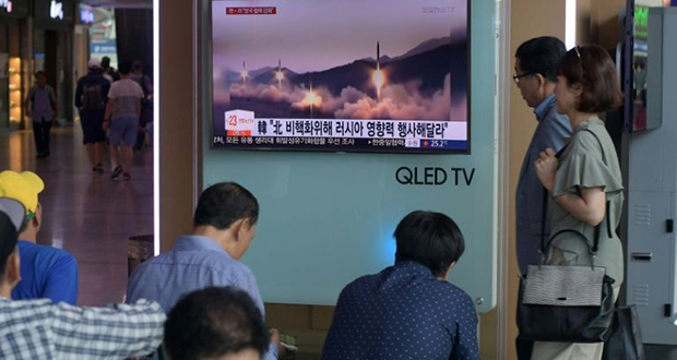 La Corée du Nord tire un missile balistique au-dessus du Japon
