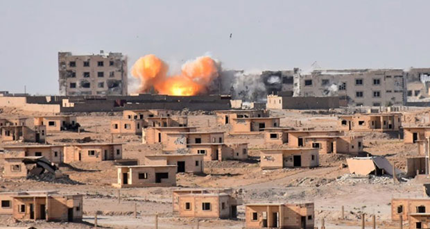 Syrie: 39 civils tués dans des raids aériens dans la province de Deir Ezzor