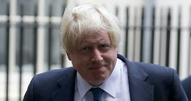 GB: Boris Johnson provoque Theresa May sur le Brexit