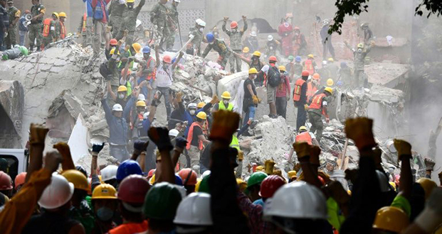 A Mexico, des survivants du séisme face à un avenir incertain