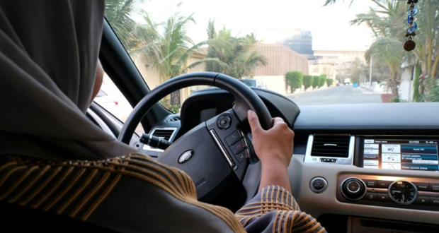 Une Saoudienne verbalisée pour avoir pris le volant