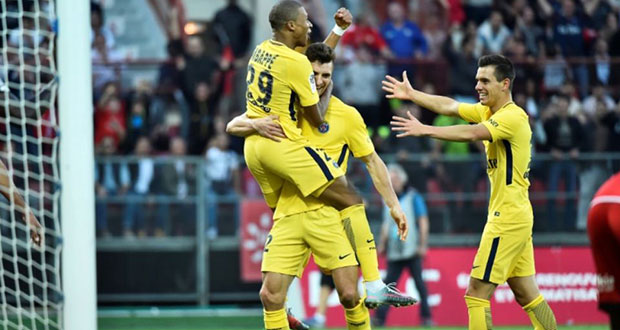 Ligue 1: en souffrance à Dijon, le PSG dit «merci Meunier»