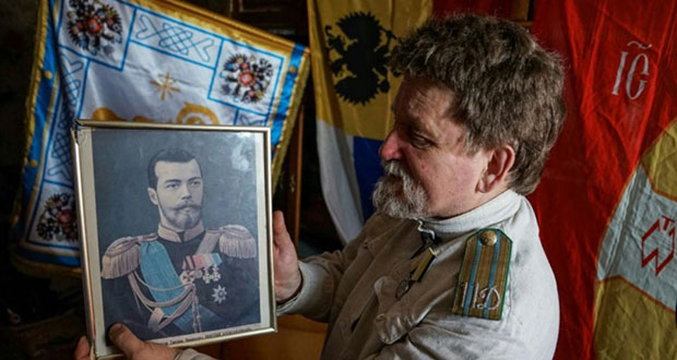 Cent ans après la Révolution, des Russes rêvent d’un retour à la monarchie