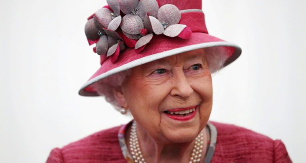 Royaume-Uni: des avoirs de la reine placés dans des paradis fiscaux, selon des médias