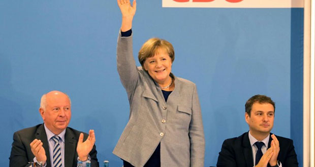 Allemagne : Merkel exhortée à former une coalition avec les sociaux-démocrates