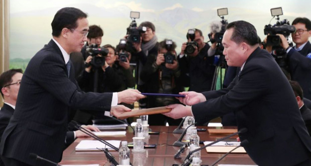 Jeux olympiques au Sud, discussions militaires...Les Corée poursuivent leurs échanges