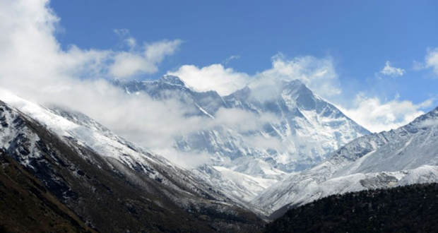 Un Espagnol abandonne à nouveau l’ascension hivernale de l’Everest