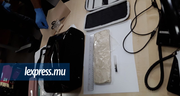 Drogue dangereuse: une Malgache arrêtée à l’aéroport avec Rs 3,9M d’héroïne 