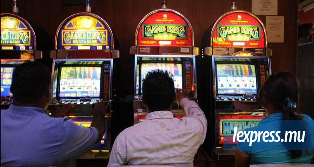 Casinos: deux semaines de suspension pour proposition indécente