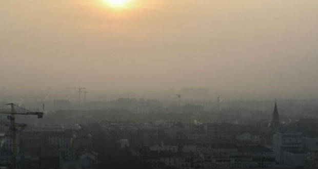 Transports propres: les zones les plus polluées de France devront s’engager d’ici 2020