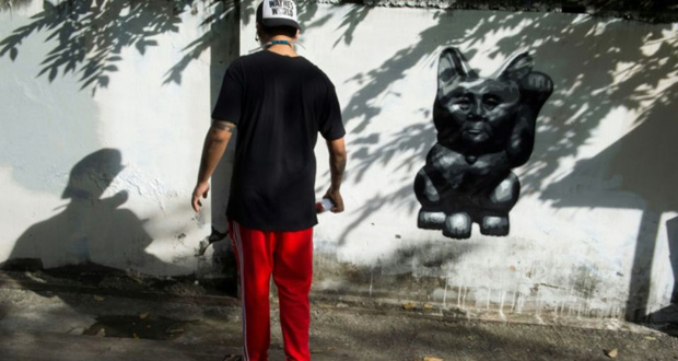 Quand le «street art» en Thaïlande s’attaque à la politique