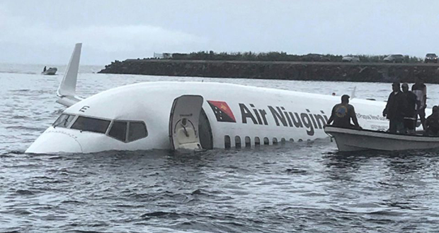 Crash dans un lagon en Micronésie: un corps extrait de l’avion