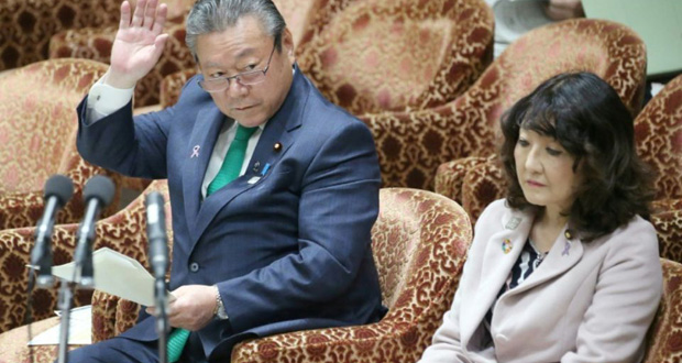Japon: le ministre chargé de la cyber-sécurité n’a jamais utilisé d’ordinateur