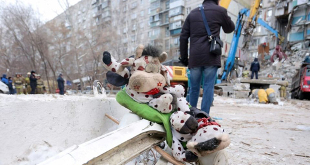 Explosion due au gaz d’un immeuble en Russie: le bilan monte à 21 morts