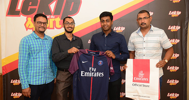 Jeu concours Emirates-Lekip: Faizuddin Hosany remporte un maillot du PSG