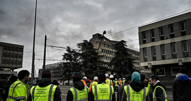 France: explosion de bouteilles de gaz sur le toit de l’université de Lyon 1