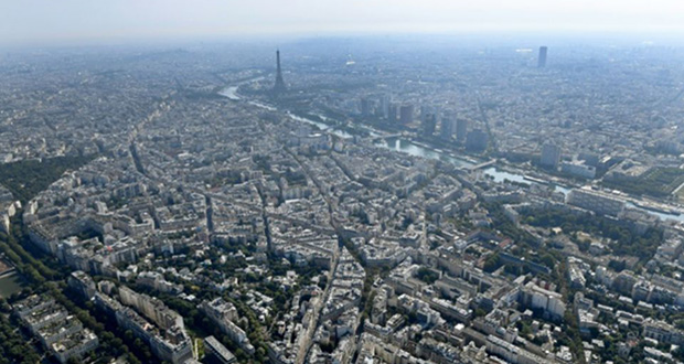 Destruction à Paris d’une bombe de la Seconde Guerre mondiale