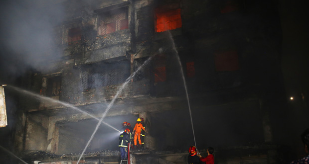 Bangladesh: un incendie fait au moins 56 morts dans la capitale
