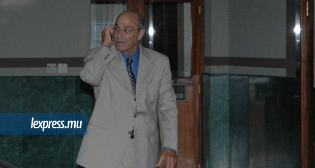 Le 6 mars 2003: Trois ans de prison à l'ex-directeur financier d'Air Mauritius