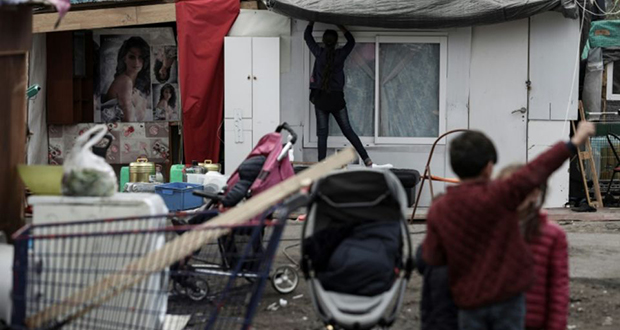 Violences après des rumeurs sur les Roms: un jeune condamné à 18 mois ferme