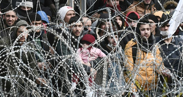 Migrants: alarmée, l’Europe dépêche ses dirigeants en Turquie et en Grèce