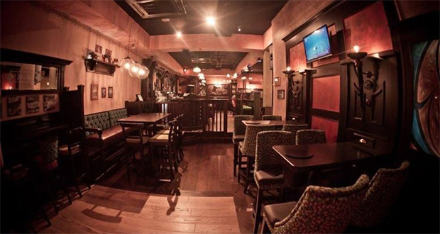 Covid-19: des restaurants et pubs ferment leurs portes…
