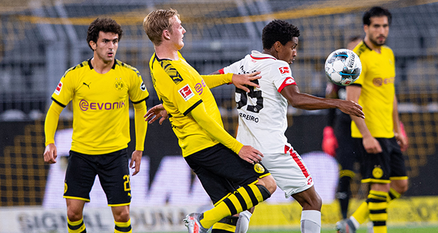 Allemagne: Dortmund craque, Leverkusen se replace pour la C1