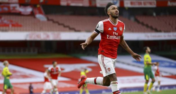 Foot: Pierre-Emerick Aubameyang annonce qu'il prolonge à Arsenal