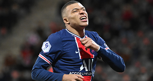 Ligue 1: Paris ravit la tête à Rennes, qui cale à Dijon