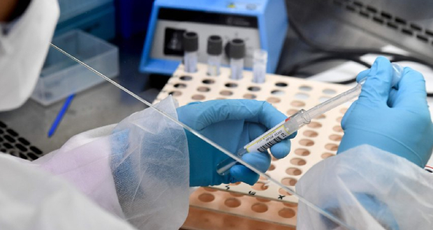 Vaccins: les laboratoires promettent des efforts face à la grogne dans l'UE