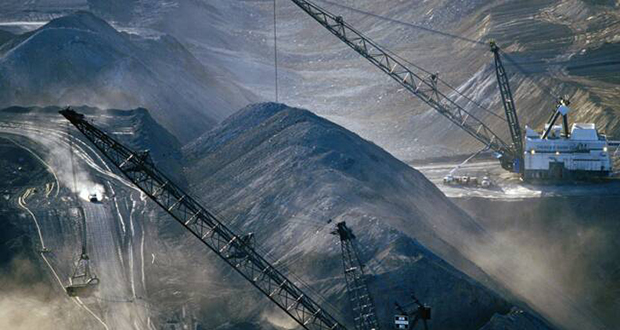 Royaume-Uni: un projet controversé de mine de charbon réexaminé