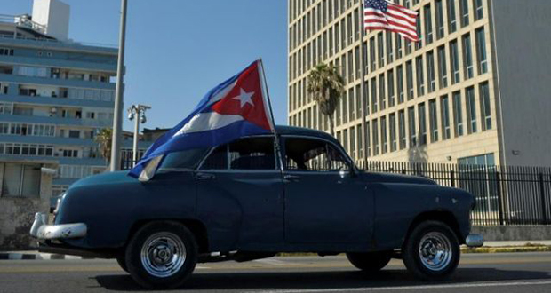 Cuba: manifestation à vélo et en voiture contre l'embargo américain