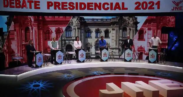 Pérou: un troisième candidat à la présidentielle positif au Covid-19