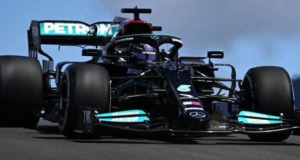 GP du Portugal de F1: Hamilton enfin le premier en essais libres 2