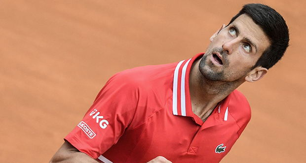 Tennis: Djokovic gagne chez lui à Belgrade à la veille de Roland-Garros