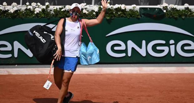Roland-Garros: abandon «déchirant» pour Barty, blessée à une hanche