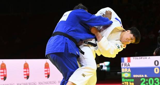 Mondiaux de judo: Julia Tolofua passe tout près