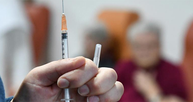 Grèce: 3e dose de vaccin pour les personnes de plus de 60 ans