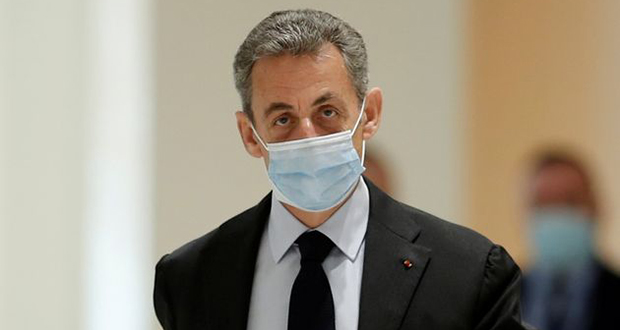 Dépenses excessives de campagne: l'ex-président français Sarkozy condamné à un an de prison ferme