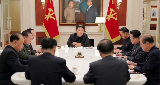 Corée du Nord: Kim blâme de nouveau le gouvernement pour la propagation du Covid-19