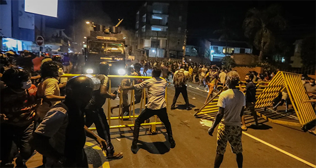 Émeutes au Sri Lanka: quand le peuple dit STOP