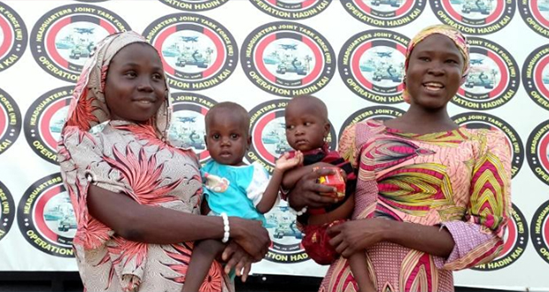 Nigeria: l'armée retrouve deux «filles de Chibok» huit ans après