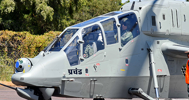 L'Inde se dote d'hélicoptères de combat fabriqués localement
