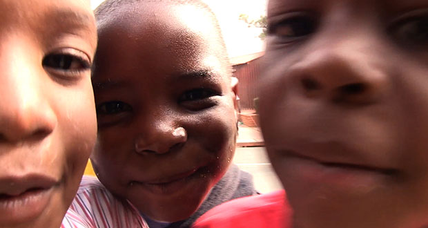  Vidéo: témoignages sur la première journée à Soweto